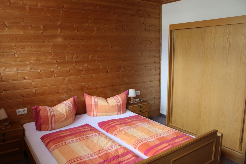 Haus Birgit Ξενοδοχείο Pettneu am Arlberg Εξωτερικό φωτογραφία